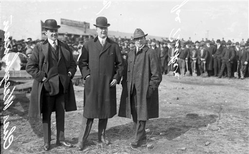 Charles Weeghman, James Gilmore, Joe Tinker
